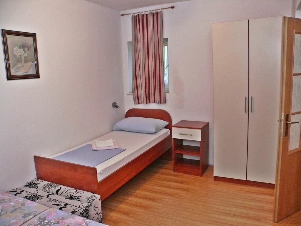 Apartments Panonija Novalja Bagian luar foto